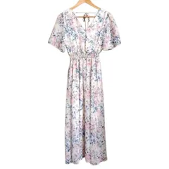 ★SNS映え間違いなし！爽やかで夏らしい大人可愛いサマーワンピース★ デイクローゼット DAYCLOSET 『華やかでガーリー』リゾートワンピース／ふんわり花柄サマーワンピース 【S】ホワイト系のサムネイル