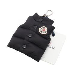 MONCLER ダウンジャケット風キーホルダー - メルカリ