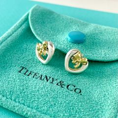 極美品 オールドティファニー キス ピアス 片耳 キャッチ社外品 k18 極美品 オールドティファニー キス ピアス 片耳 キャッチ社外品 k18