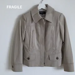 FRAGILE フラジール　三陽商会　レディース　ジャケット　ベージュ　肩パッドのサムネイル