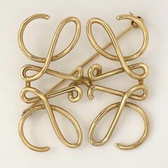 LOEWE ロエベ アナグラム ブローチ ゴールド 保存袋 証明書付き - メルカリ