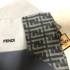 D338 FENDI フェンディ タグ付き シルク ロゴ スカーフ 90cm 264660309のサムネイル