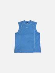 美品 NIKELAB ノースリーブメッシュTシャツ ソロ スウッシュ