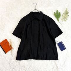 PLEATS PLEASE 黒 プリーツデザイン 半袖シャツ PLEATS PLEASE プリーツプリーズ 半袖シャツ イッセイミヤケ 黒 - メルカリ