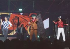 '[중고]생사진(남성) 아라마키 게이히코(백교목부)·사토나카 쇼도(躑躅森盧笙)·고모토 나오야(아마야 노예)/횡형·라이브 포토·캐릭터 샷/오사카·디비전/무대[[히프노시스 마이크]