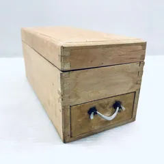 鰹節削り器　木製のサムネイル