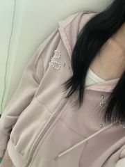 未使用に近い】ビジュー ボタンフーディー ブラック millebonheur 
