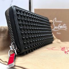 美品】ルブタン パネトーネ スパイクスタッズ長財布 シボ革 ブラック