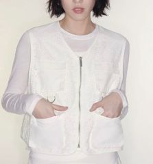 値下げ中】CRANK FLOWER JACQUARD LACE-UP VEST - メルカリ