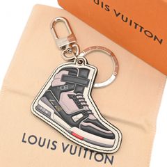 希少】CHANEL スニーカーモチーフ キーホルダーマルチカラー 19P 
