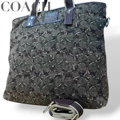 ☆★希少★COACH　コーチ★トートバッグ　ショルダーバッグ　肩掛け　斜め掛け　２way  大容量　A4収納可　チャーム　シグネチャー　カモフラ　迷彩　ロゴ★♯2612