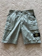 ら*ぶ様 STONE  カーゴショートパンツ ライトブルー　W32 ら*ぶ様 STONE ISLAND カーゴショートパンツ ライトブルー W32 - メルカリ