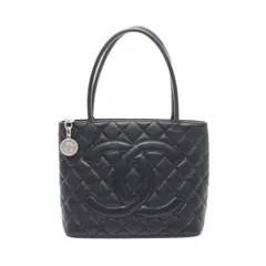 シャネル CHANEL トートバッグ 復刻トート A01804 ブラック カーフ（牛革） 復刻トート レディース Used Bのサムネイル