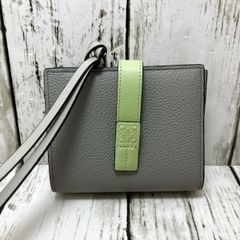 LOEWE 三つ折り財布 ライムグリーン - メルカリ