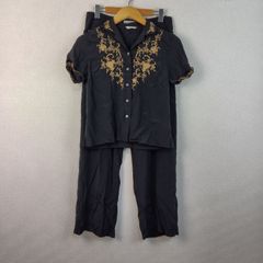 【BLACK CRANE 】Vネック リネン ジャンプスーツ　アイボリー　美品 BLACK CRANE 】Vネック リネン ジャンプスーツ アイボリー 美品 - メルカリ