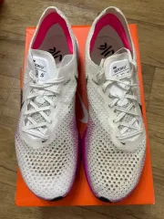 270 NIKE ズーム ヴェイパー フライ ネクスト% 3のサムネイル