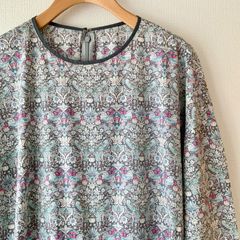 Parkes パークス】 リバティ Wild Flowers ワイルドフラワーズ柄