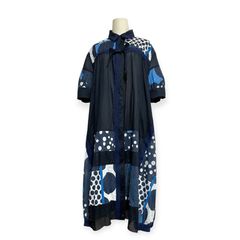 A18761 未使用 ジェニーギャルソン 配色切替刺繍花柄シャツコート 青系