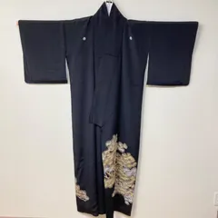 着物　: 　黒留袖　刺繍柄　紋付き　五つ紋　和装　和服　礼服　正装　着物女子　リメイク　260531SLのサムネイル