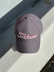 M-L Titleist(タイトリスト) ロゴ グレー ベースボールキャップ 帽子 ゴルフのサムネイル