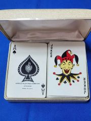 【新品未開封レア】2000限定生産トランプ 勇敢な絵札のカードゲーム 新品未開封レア】2000限定生産トランプ 勇敢な絵札のカードゲーム