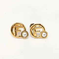 ✨️FENDI✨️フェンディ エフ イズ フェンディ ゴールド パール ピアスのサムネイル