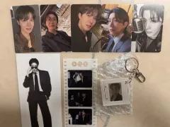 BTSアリラントWEVERSE特典 BTS（防弾少年団・バンタン）ジェイホープ トレカ キーホルダー ポスター セット