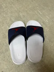 ジョーダン スリッパ ネイビー/白 ジャンプマンのサムネイル