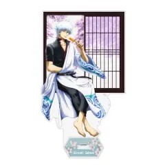 【中古】アクリルスタンド・アクリルパネル 坂田銀時 描き下ろし アクリルスタンド(大) 小窓から覗く景色Ver. 「銀魂.」