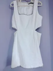 ZARA 白 カットアウト ONE PIECE L
