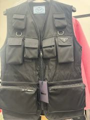 K様専用】PRADA リポーターベスト 受注限定 サイズXS - メルカリ