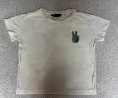 タオ V 半袖Tシャツ 8y ボボショーズ ボンポワン リミテドゥドゥ カンゴール ボントン バーバリーキッズ モンクレール ダン スアフ
