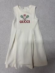 GUCCI レディース テニスロゴエンブロイダリー プリーツ ドレス 