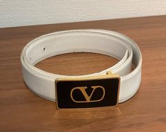 リ*2様 早い者勝【訳あり/箱無】VALENTINOベルト　vロゴ リ*2様 早い者勝【訳あり/箱無】VALENTINOベルト vロゴ - メルカリ