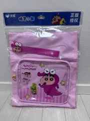 クレヨンしんちゃん ピンク 大型 ショルダーバッグ (本/タブレット/ノートパソコン)のサムネイル