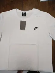 NIKE 白半袖 Tシャツ 新品