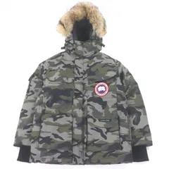 極美品□CANADA GOOSE カナダグース 4660MAP カモフラ柄 ロゴワッペン ファーフーデッド ダウンジャケット カーキ XS (日本サイズS相当) カナダ製 正規品 メンズのサムネイル