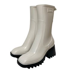 Chloeレインブーツ雨靴 クロエ ベージュ ゴム 雨具 - メルカリ