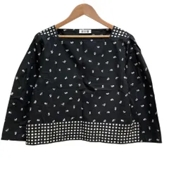 美品 I.S. ISSEY MIYAKE アイエス イッセイミヤケ フラワープリント スクエアネック ブラウス Mサイズ ブラック レディース 古着 中古 USEDのサムネイル