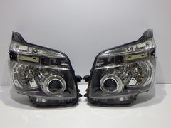70系 ノア ヘッドライト左右 HID ZRR70/75 前期 28-204 - メルカリ