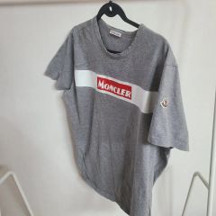 QR確認済 希少XL】モンクレール Tシャツ 袖襟ロゴ リンガー グレー