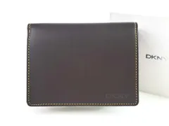 未使用　ダナキャラン ニューヨーク　DKNY　多機能　パスケース付　小銭入れ付　二つ折り財布　レザー/牛革　ブラウン　送料無料のサムネイル