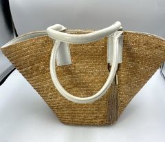 未使用級⭐︎銀座かねまつ トライアングルバッグ 本革 エタン(シルバー