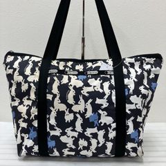 LeSportsac】ミディアムウィークエンダー ウサギ柄 2WAYボストン