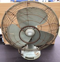 Dominion ヴィンテージ 卓上扇風機 本体 レトロジャンク品ぼろぼろ Dominion ヴィンテージ 卓上扇風機 本体 レトロジャンク品ぼろぼろ