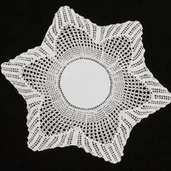 Vintage フィレレースドイリー 白糸手刺繍 薔薇モチーフ - メルカリ