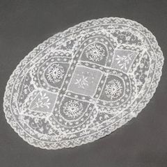 フルーツ刺繍 テーブルセンター ホワイト 横50 縦30 - メルカリ