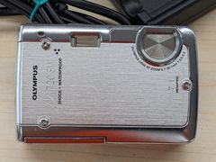 OLYMPUS◇デジタルカメラ μ720SW 充電器付き 710万画素 - メルカリ