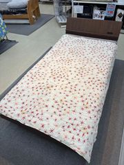 シビラ·肌掛けキルトケット・薄掛けふとん2枚組 - メルカリ