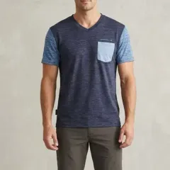 100 MERRELL メレル 機能性 VネックTシャツのサムネイル